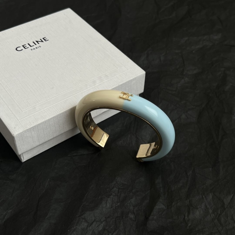 Ce1i*e bracelets